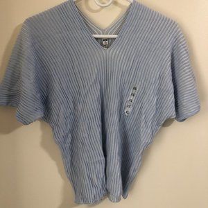 Uniqlo 3D Cotton V Neck Pleated Half Sleeve Sweater